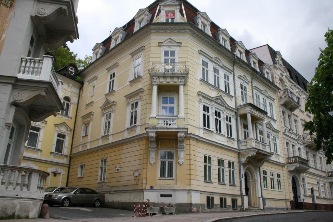 With Love Marienbad Ap . Anglicka Zewnętrze zdjęcie